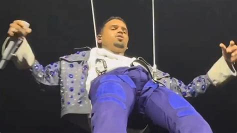 chris brown dick pics|Chris Brown Goes Viral For His Bulge After Being Twerked On By。